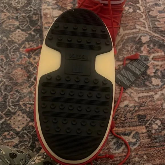 Moon Boot Red High-Top Boots size 36/38