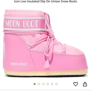 Moon Boot Women's Pink Snow Boots
