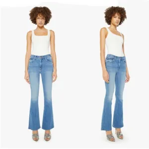 Mother The Weekender in Layover Denim Boot cut flare Mid Rise size 31