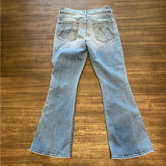 Mother The Weekender in Layover Denim Boot cut flare Mid Rise size 31