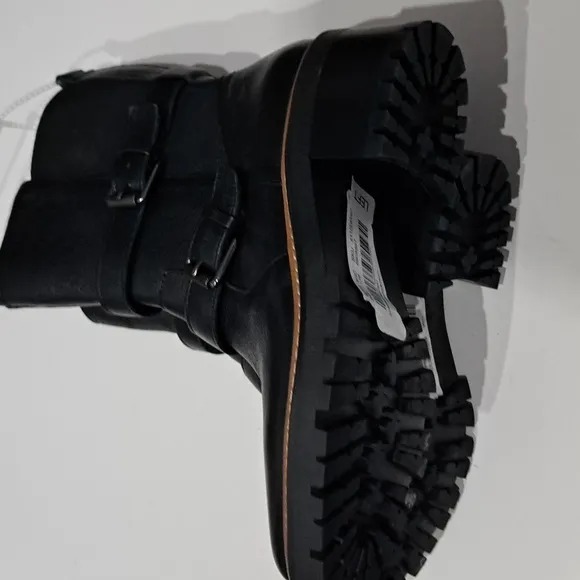 Naturalizer Tex Boot in Black