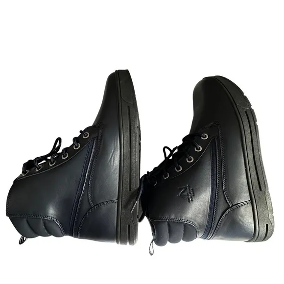 Nautica Men’s Garren Insulated Snow Navy Blue Boots Size 12