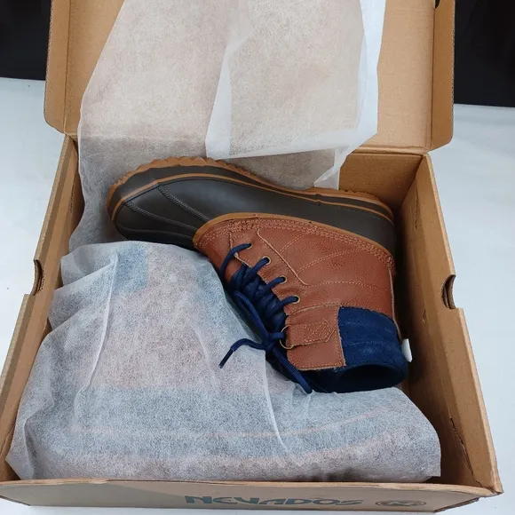 Nevados‎ men's Arkley Waterproof and Insulated boots Sz 11