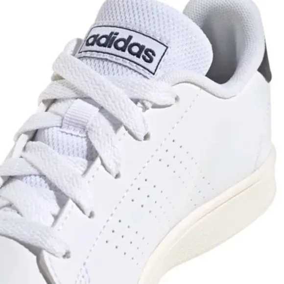 New ADIDAS ADVANTAGE WHITE / BLACK KIDS  LACE SHOES SNEAKERS