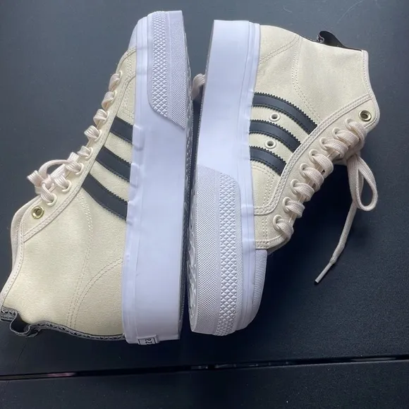 NEW adidas Nizza Platform Lace Up Mid Shoes Wonder White Size 10