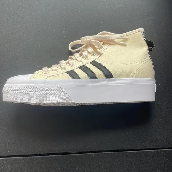 NEW adidas Nizza Platform Lace Up Mid Shoes Wonder White Size 10