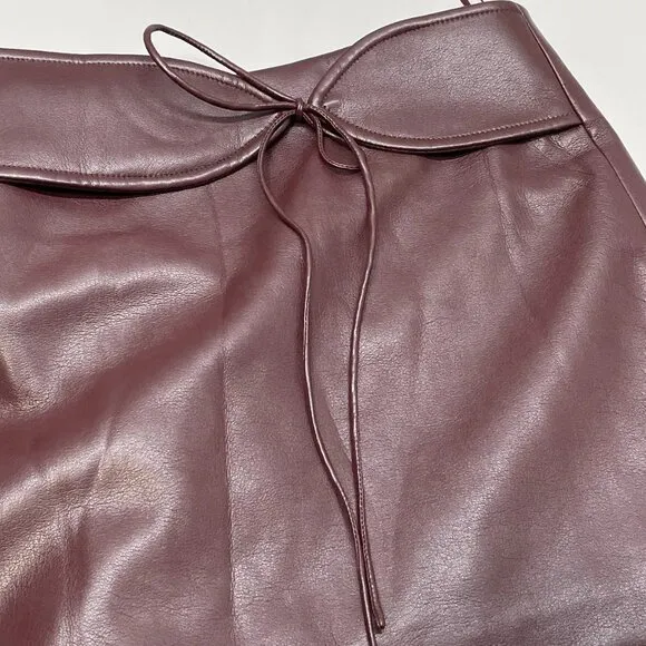 NEW AMANDA UPRICHARD Women's Mila Faux Leather Skort Russet Size L – Chic &amp; Edgy
