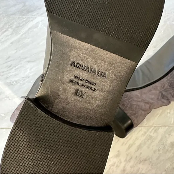 New Aquatalia boots zipper closure grey leather and suede