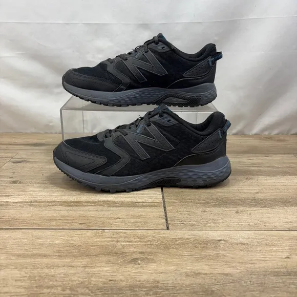 New Balance 410 V5 Black/Red Men’s Size 10.5 4E All Terrain Hiking Shoe