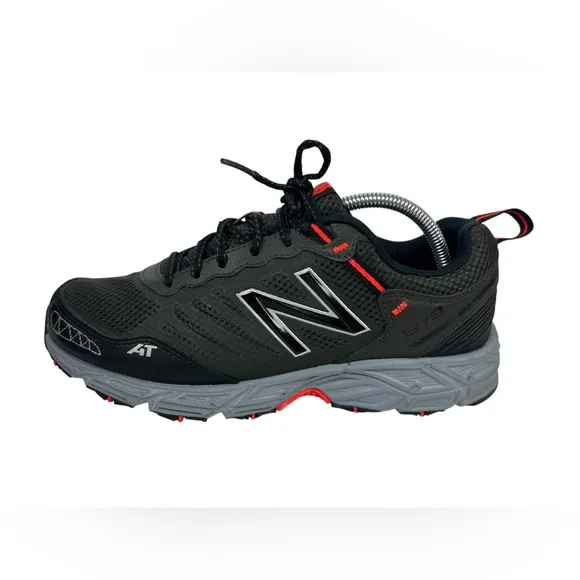 New Balance 573 All Terrain Shoes Men 10 4E Green Athletic Trail Running Hiking