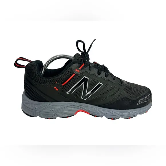 New Balance 573 All Terrain Shoes Men 10 4E Green Athletic Trail Running Hiking