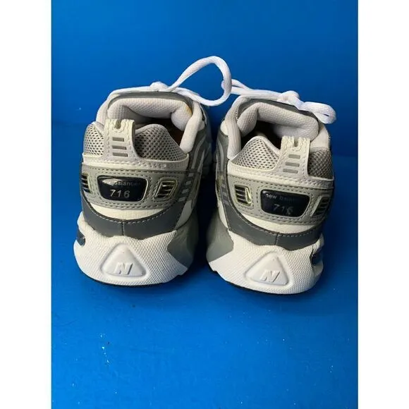 NEW BALANCE 716 Men's Size 12 Cross Training Shoes Sneakers Silver &amp; Gray M716WN