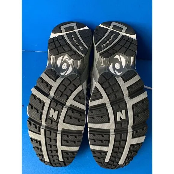 NEW BALANCE 716 Men's Size 12 Cross Training Shoes Sneakers Silver &amp; Gray M716WN