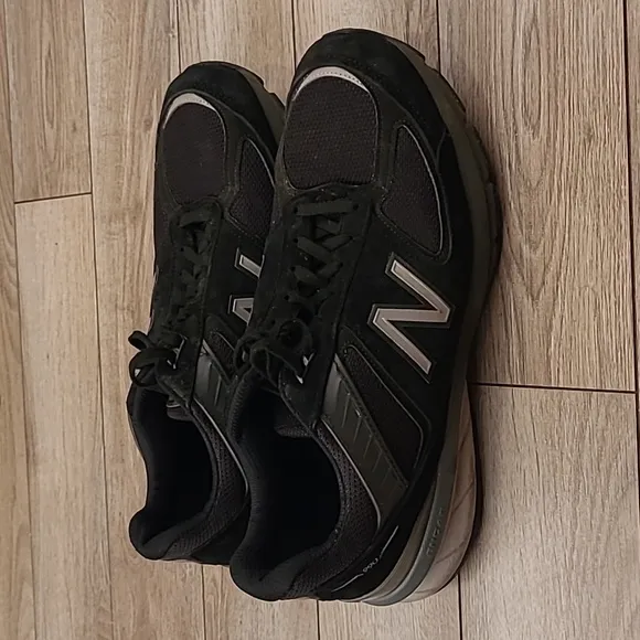 NEW BALANCE 990v5 Black Grey Colorway Sz‎ 12 Mens Shoes Sneakers USA