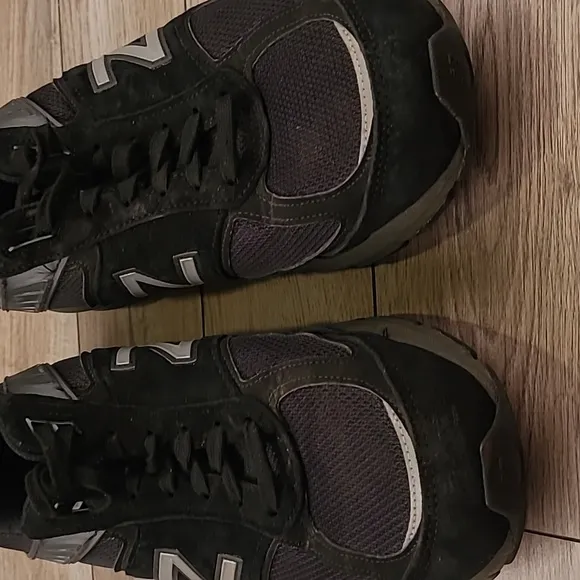 NEW BALANCE 990v5 Black Grey Colorway Sz‎ 12 Mens Shoes Sneakers USA