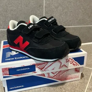 New Balance KE410KRI shoes sneakers 410 hook and loop Toddlers Boys Size 6