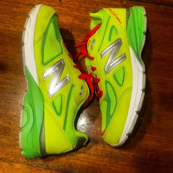 New Balance Kids' Neon Green and Red Sneakers Size 4 “Festival”