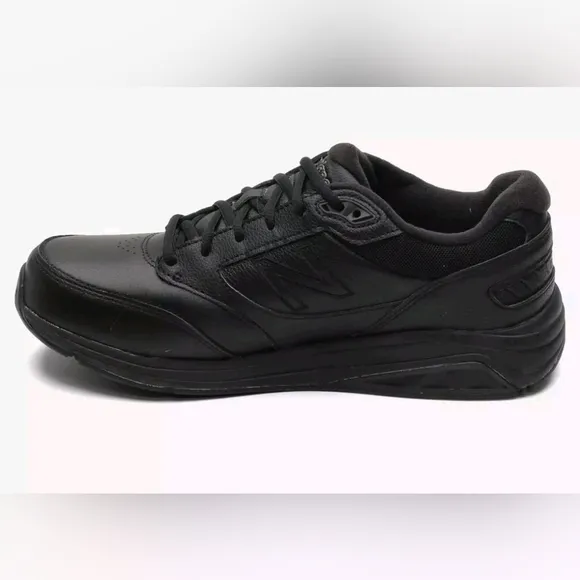 New Balance Men's 928 V3 Black Walking Shoes