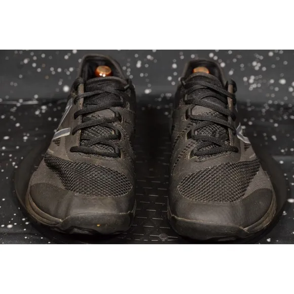 New Balance Minimus 20v5 Men's Sneakers Sz 10.5 D Black Training Shoes MX20BK5