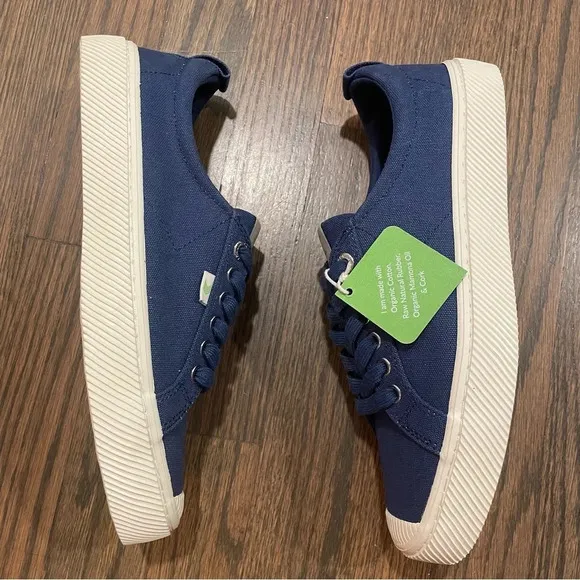 NEW Cariuma MINERAL BLUE Low Top Canvas Sneakers Shoes Women’s 10 Men’s 8.5