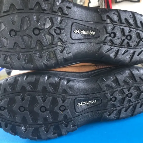 New COLUMBIA Ice Maiden ll Tan Black  Insulated Winter Boots