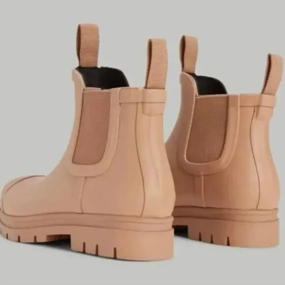 NEW Everlane The Rain Boot Womens 6 Tawny Brown Rubber Chelsea Boots