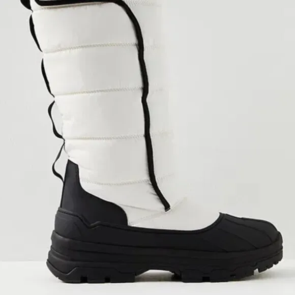 NEW HUNTER Tall Buckle Snow Boots White/black for women 864mn