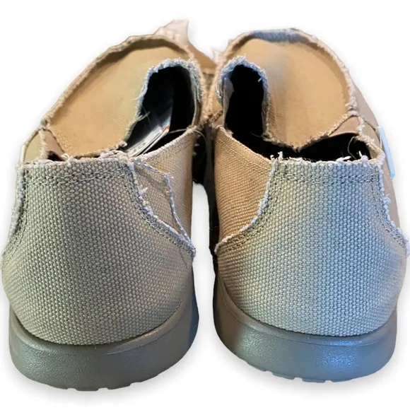 NEW Men’s Sz 11 Crocs Santa Cruz Loafer Slip On Shoes Canvas Khaki