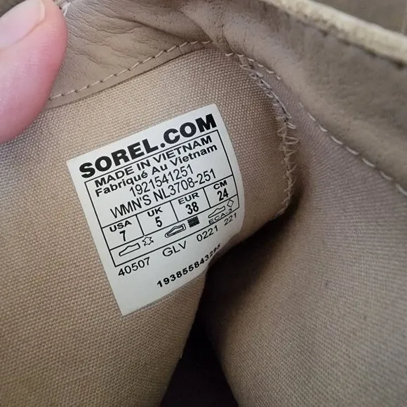 NEW Sorel Cate Buckle Boots Womens 7 Beige Leather Neutral Outdoors Rustic