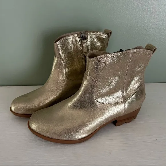 NEW Sorel Lolla II Bootie Waterproof Ankle Boot Metallic