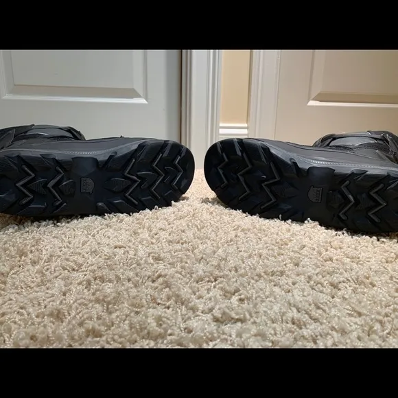 *NEW* Sorel Tac Buckle Boots