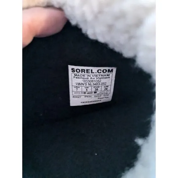 NEW Sorel Winter Carnival Boots Women's 7 Quarry Gray Black Insulated WP