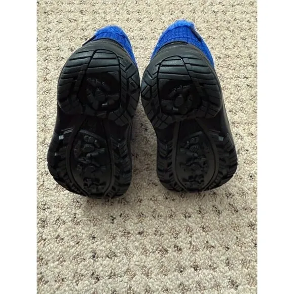 NEW The North Face kids Infant size 6 blue/black Heatseeker Waterproof boots
