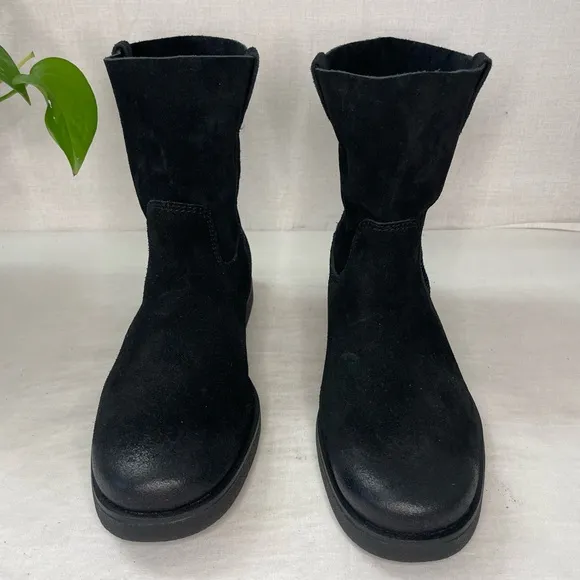 NEW UGG Josefene Short Suede‎ Boot inBlack Sz. 8