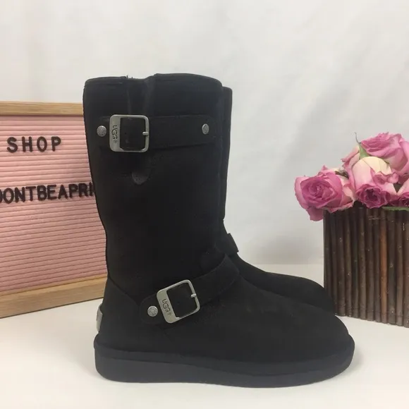 New UGG Sutter Women’s Boots Sz: 5