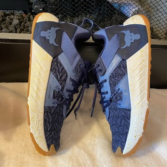 ✨NEW✨ Under Armour Project Rock 6 Boy’s Training Shoes, Size 6.5y