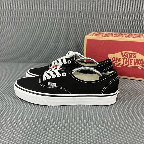 NEW Vans Authentic Black Casual Canvas Skate Sneakers Mens Sz 8 Womens Sz 9.5