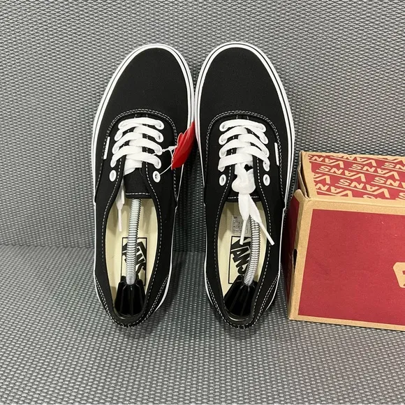 NEW Vans Authentic Black Casual Canvas Skate Sneakers Mens Sz 8 Womens Sz 9.5