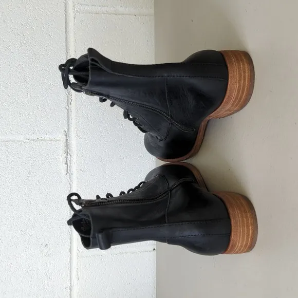 new womens Sz 9.5 Kork-ease the original leather black booties lace up Violeta