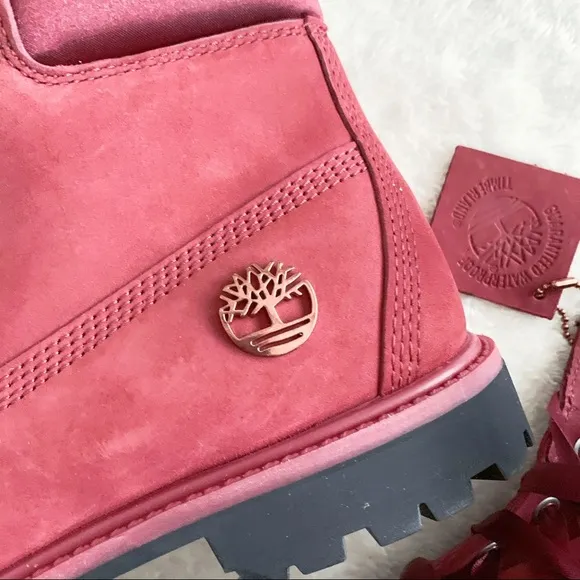 NIB Authentic Timberland Waterproof Leather Boots Red 38