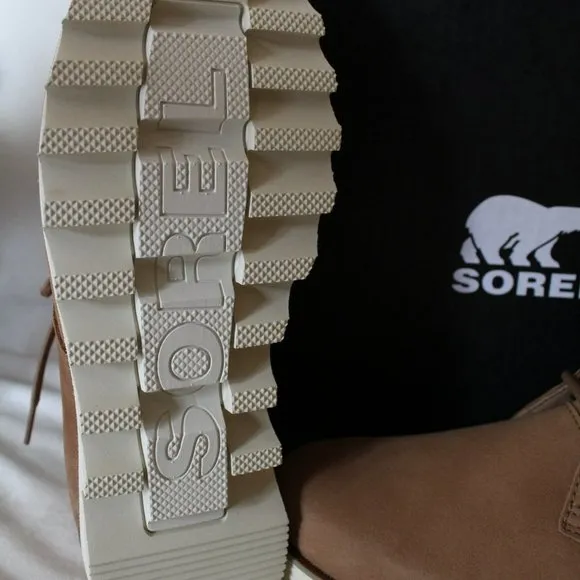 NIB MEN'S SOREL CHUKKA SUEDE WATERPROOF BOOTS TAN BEIGE‎