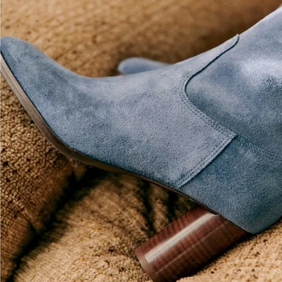NIB Sezane Teddy Boots Sz9 (fits 8 with sock)