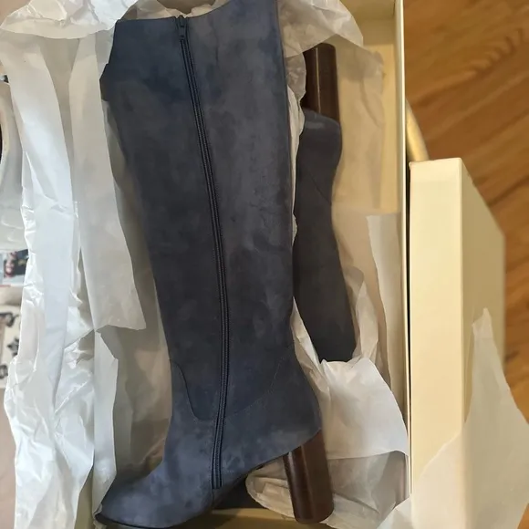 NIB Sezane Teddy Boots Sz9 (fits 8 with sock)
