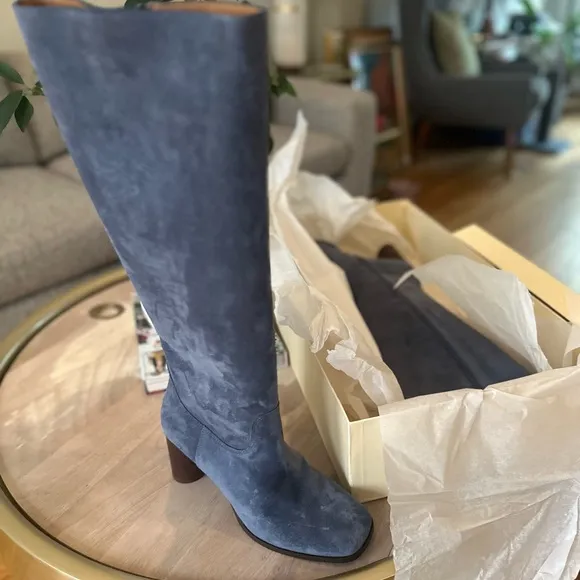 NIB Sezane Teddy Boots Sz9 (fits 8 with sock)