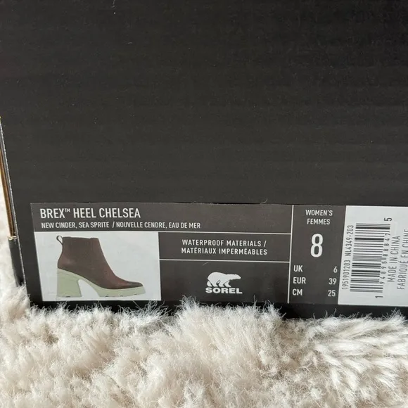 NIB Sorel Brex waterproof block heel platform chelsea Boots