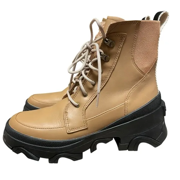 NIB SOREL Women’s Brown Brex Lace Up Boots Size 8.5