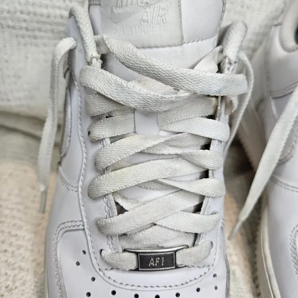Nike Air Force 1 All White Mens Size 8 Sneakers Shoes B-Ball White White