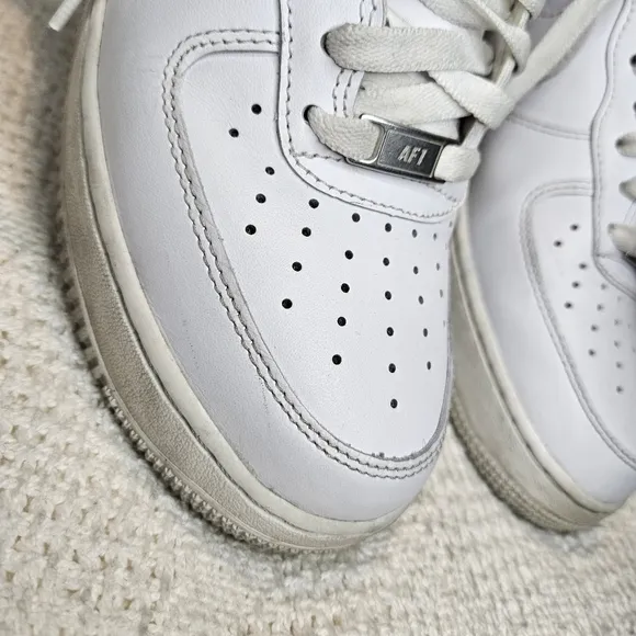 Nike Air Force 1 All White Mens Size 8 Sneakers Shoes B-Ball White White