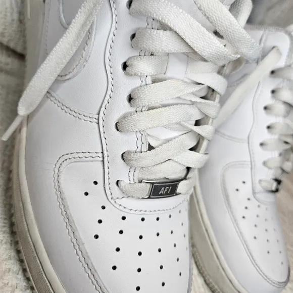 Nike Air Force 1 All White Mens Size 8 Sneakers Shoes B-Ball White White