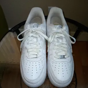 Nike Air Force 1 Low Sneakers White Leather Shoes sz 9